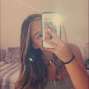 Meet your Posher, Hailey